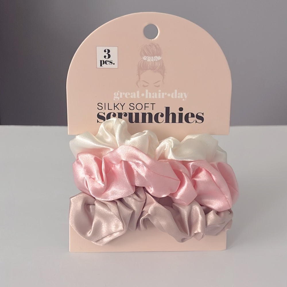 4/$20 🌸Silky Soft Scrunchie Trio – 3 Piece Set